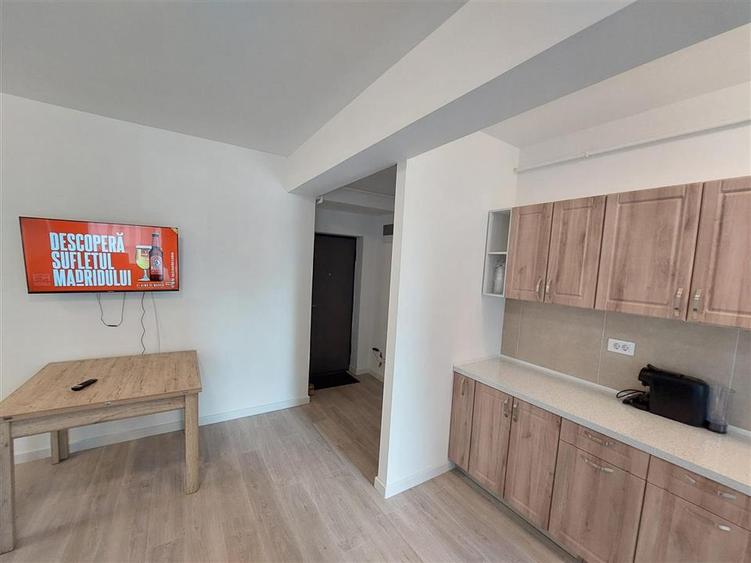 Apartament cu 2 camere decomandat în Serele Vișoianu