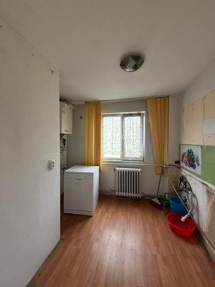Apartament cu 4 camere decomandat în Mănăștur