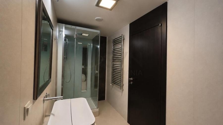 Apartament cu 4 camere decomandat, mobilat în Iancu Nicolae
