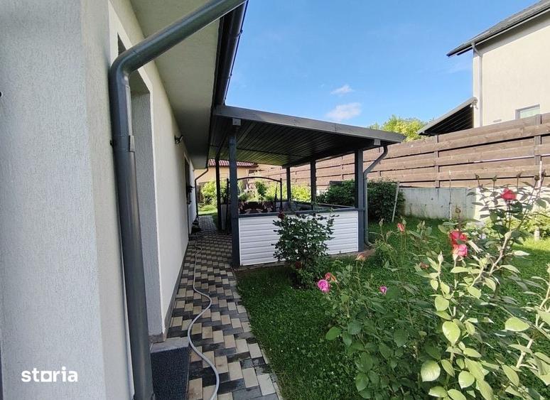 Casă cu 3 camere cu Teren 500 Mp în Miroslava