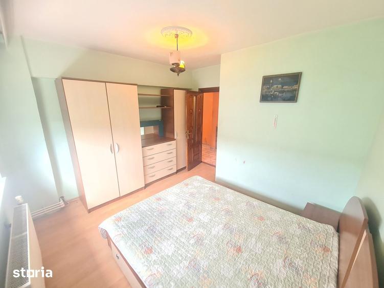 Apartament cu 2 camere decomandat în Energiei