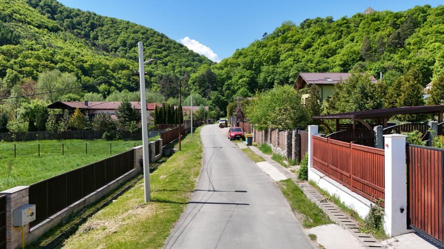 Teren de 740 mp, în Cisnădioara