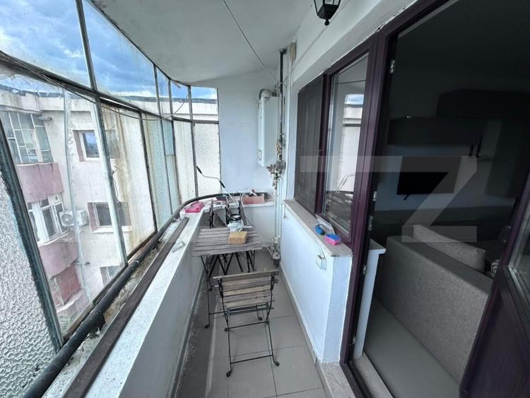 Apartament cu 3 camere decomandat, mobilat în Victoria