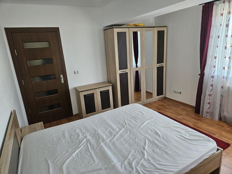 Apartament cu 2 camere decomandat în Vitan