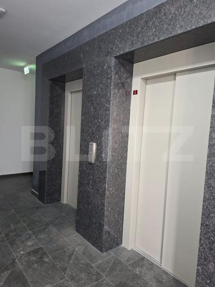 Apartament cu 2 camere decomandat în Industrială