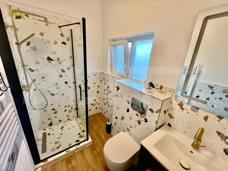 Duplex cu 5 camere cu Canalizare în Florești