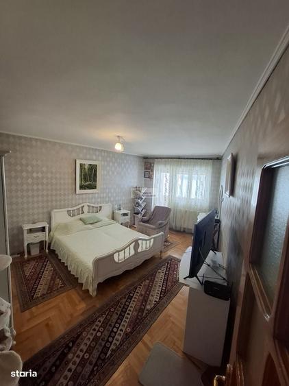 Apartament cu 4 camere în Central