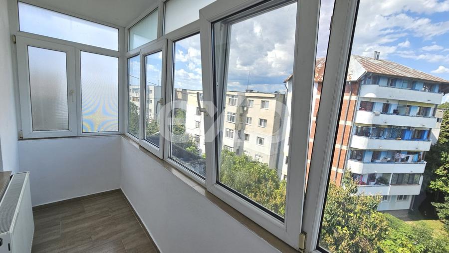 De vanzare apartament 3 camere in zona Mihai Bravu - 10