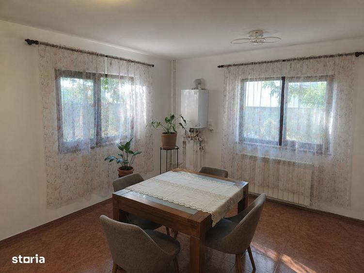 Casă cu 4 camere cu Teren 202 Mp în Central