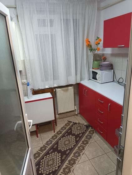 Apartament cu 2 camere decomandat în Ultracentral