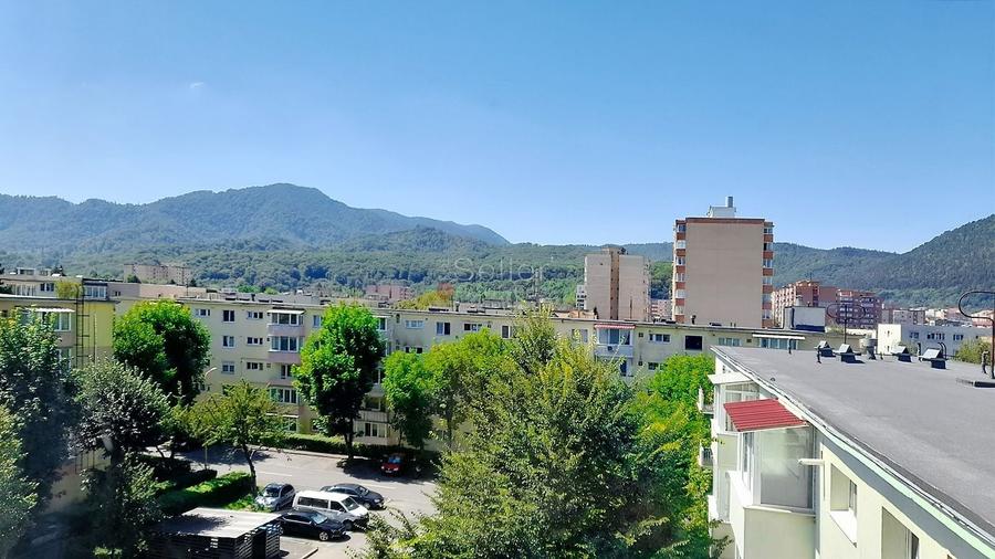 Apartament cu 2 camere decomandat în Calea București