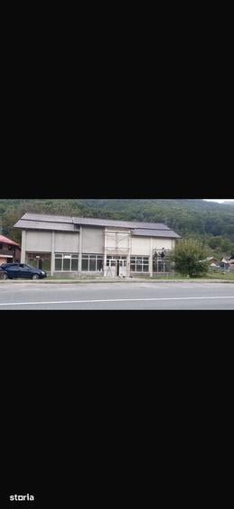 Spațiu comercial, de 664 mp, în Central