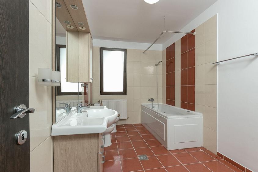 Duplex cu 5 camere cu Piscina în Pipera