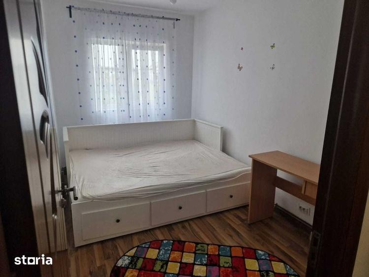 Apartament cu 3 camere decomandat în Alexandru cel Bun