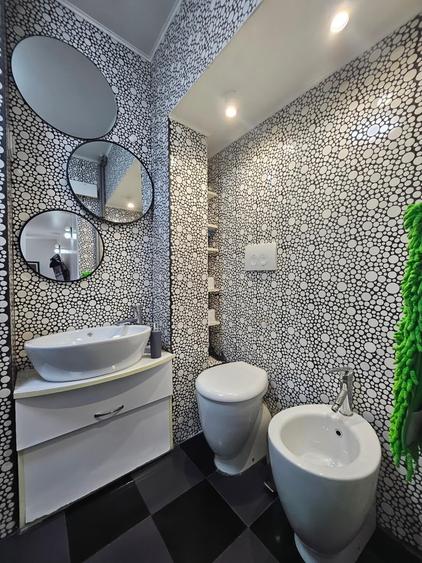 Apartament cu 3 camere decomandat în Ultracentral