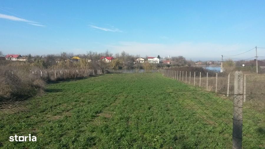 Teren de 1853 mp, în Sălciile