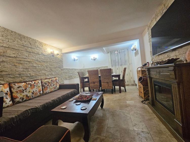 Duplex cu 4 camere cu Canalizare în Tei