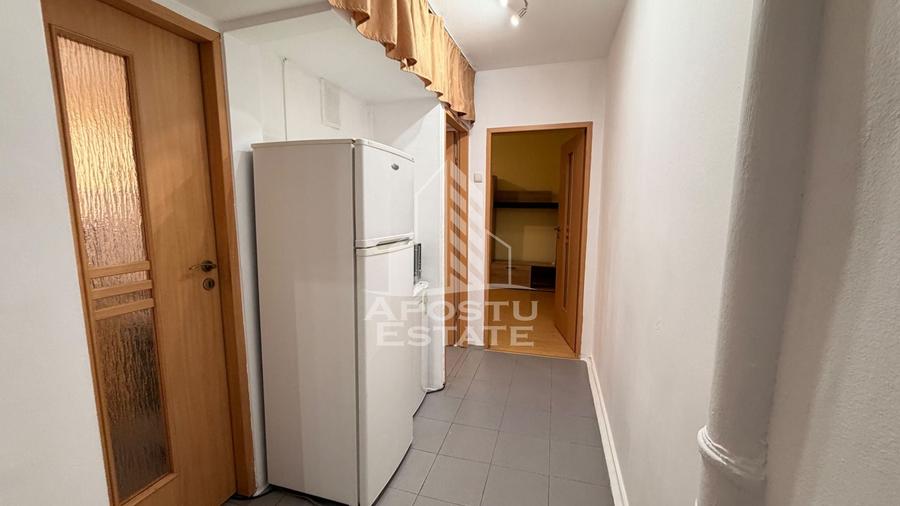 Apartament cu 2 camere nedecomandat, mobilat în Girocului