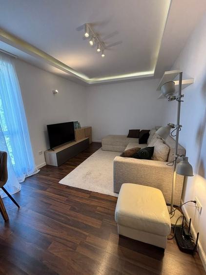 Apartament cu 2 camere decomandat, mobilat în Floreasca