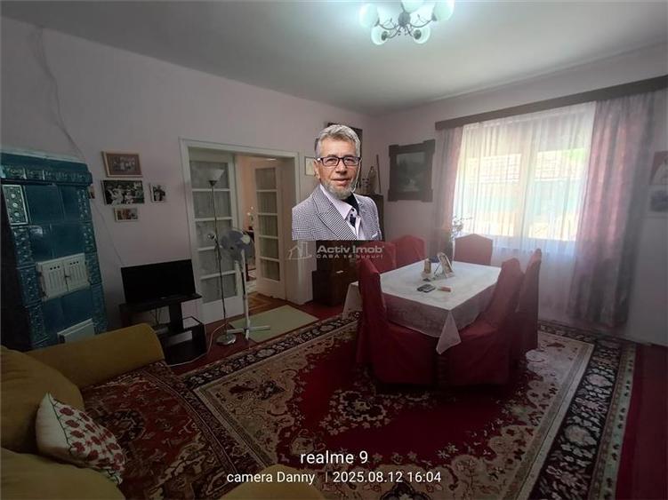 Casă individuală cu 5 camere cu Teren 300 Mp în Muncitoresc