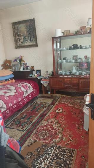 Casă cu 3 camere cu Teren 2000 Mp în Platonești