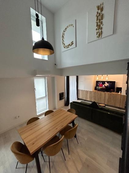 Apartament cu 3 camere decomandat în Barbu Văcărescu