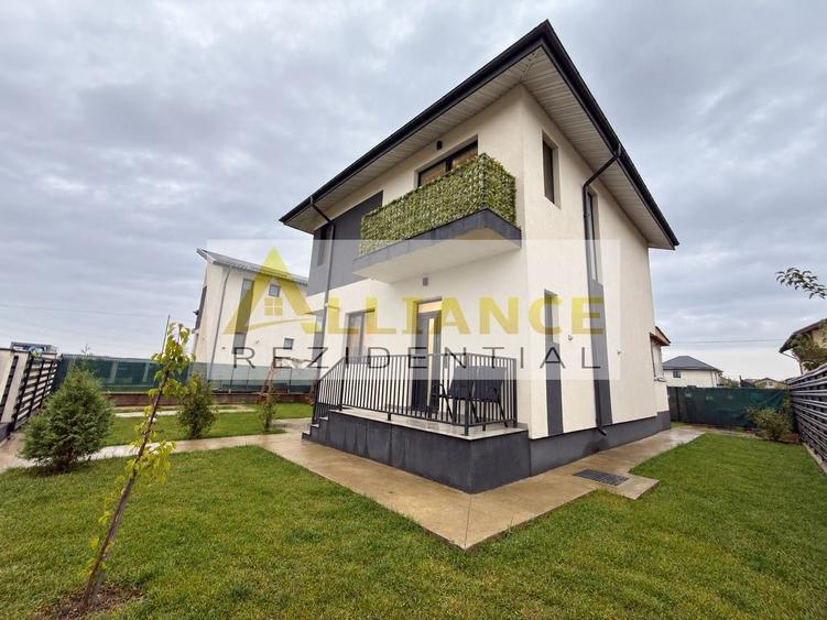 Casă individuală cu 4 camere cu Teren 327 Mp în Berceni