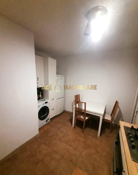 Apartament cu 2 camere semidecomandat, mobilat în Iancului