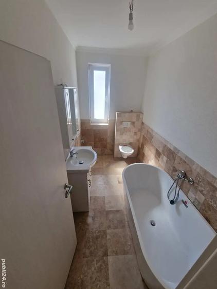 Apartament cu 2 camere decomandat în Giroc