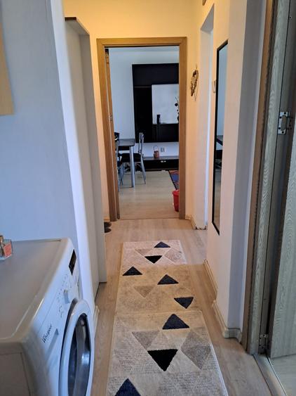 Apartament cu 2 camere decomandat în Găvana