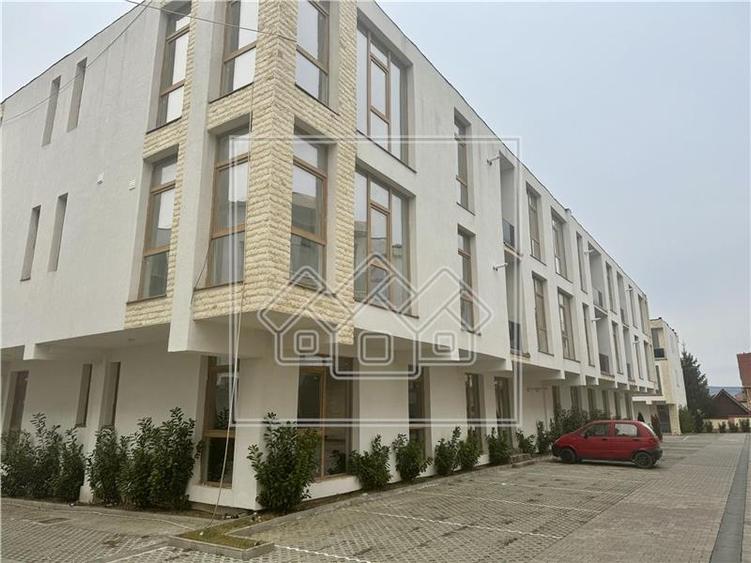 Apartament cu 2 camere decomandat în Șelimbăr