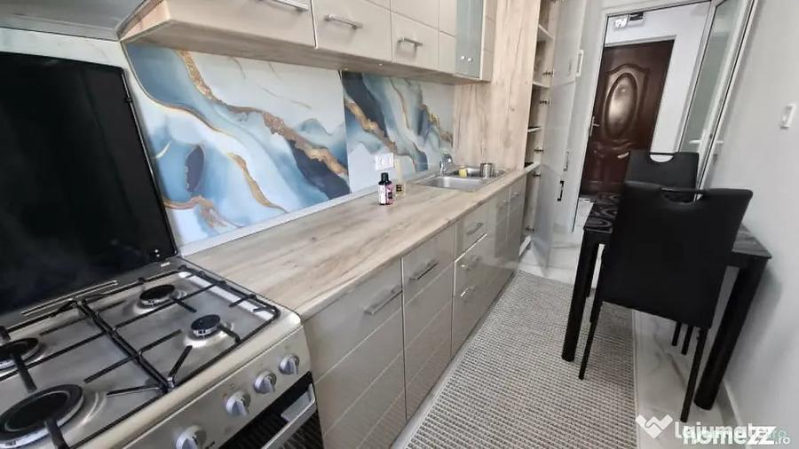 Apartament cu 2 camere decomandat în Independenței