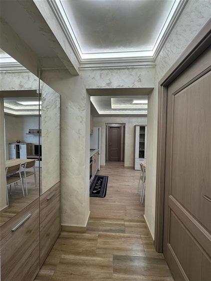 Apartament cu 3 camere decomandat în Tătărași
