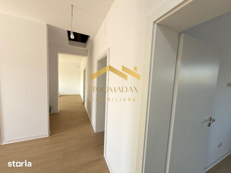 Casă cu 4 camere cu Teren 400 Mp în Sânmihaiu Român