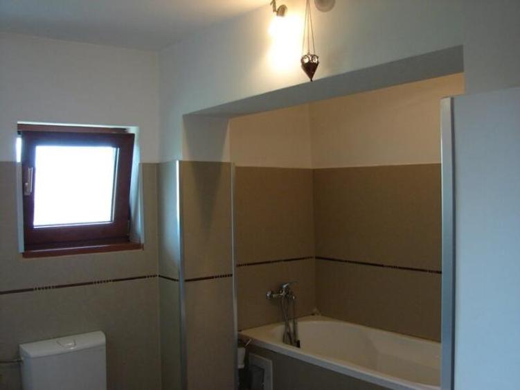 Apartament cu 2 camere decomandat în Domenii