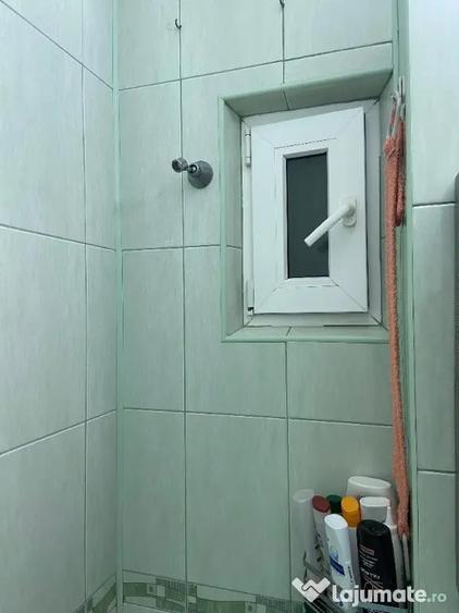 Apartament cu 3 camere decomandat în Plantelor