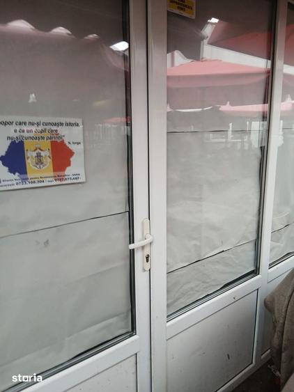 Spațiu comercial, de 10 mp, în Nicolina