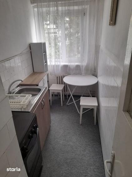 Apartament cu 2 camere nedecomandat în George Enescu