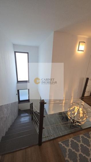 Casă individuală cu 5 camere cu Canalizare în Dobroești