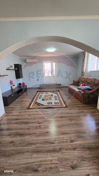 Casă cu 4 camere în Vale