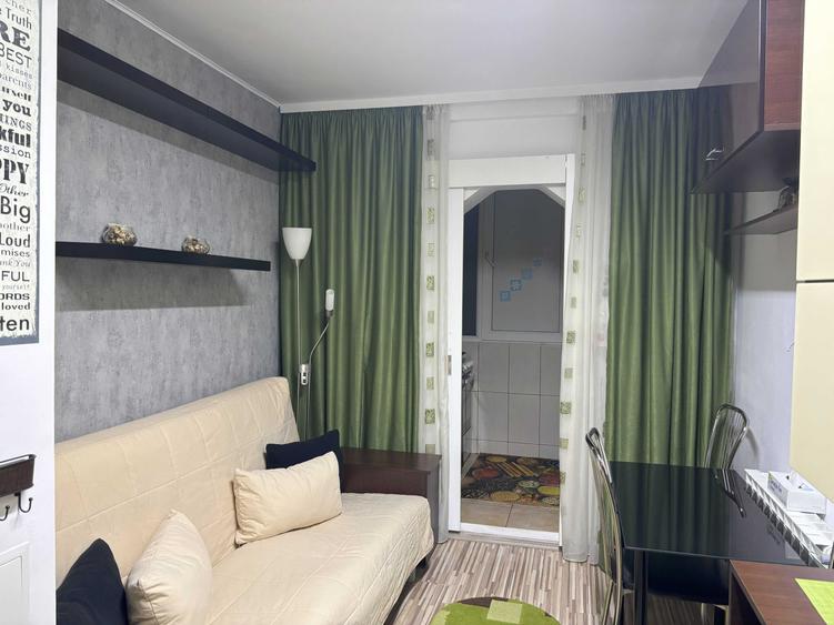 Apartament cu 2 camere decomandat în Crângași