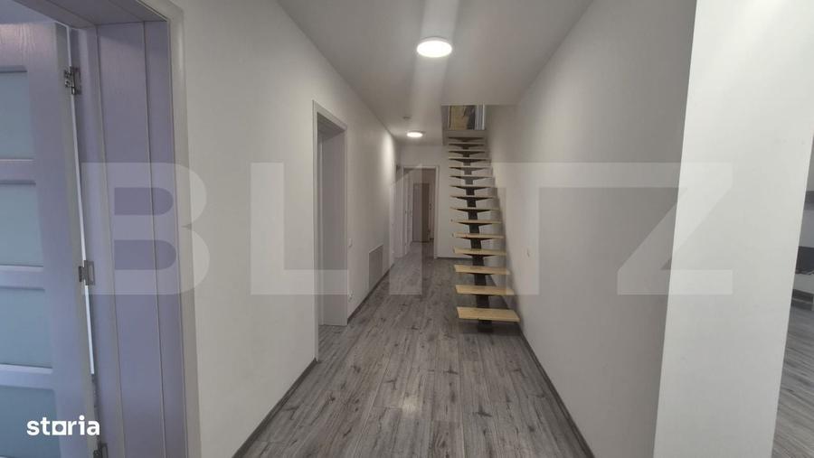 Casă cu 4 camere în Central