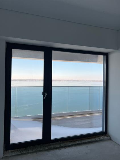 Apartament cu 2 camere decomandat în Est
