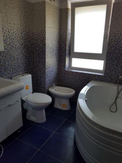 Proprietar inchiriez apartament 2 camere + parcare  - 5