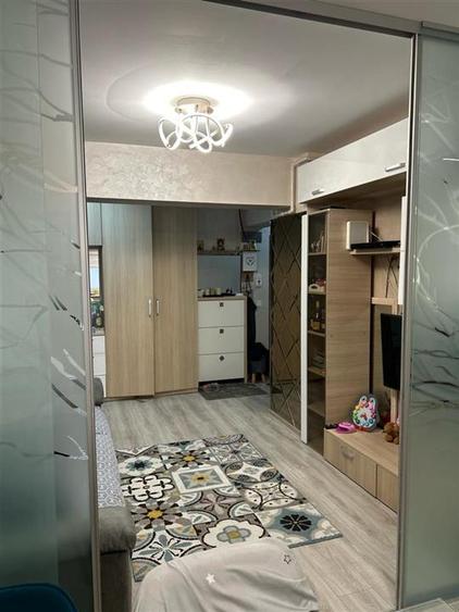 Apartament cu 3 camere decomandat în Nord
