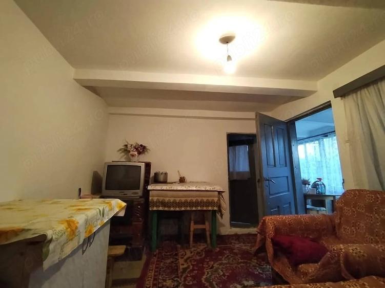 Casă cu Teren 4926 Mp în Schela