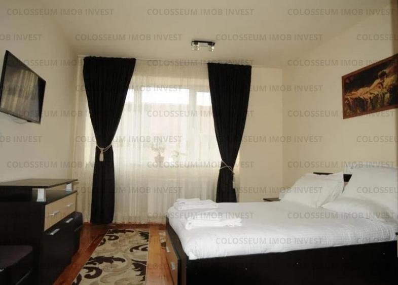 Apartament cu 3 camere decomandat în Centrul Istoric
