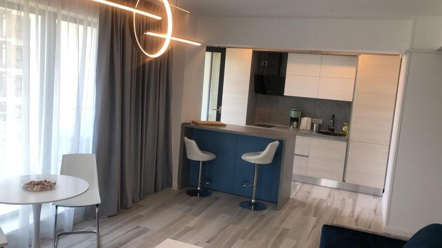 Apartament cu 2 camere decomandat, mobilat în Nord