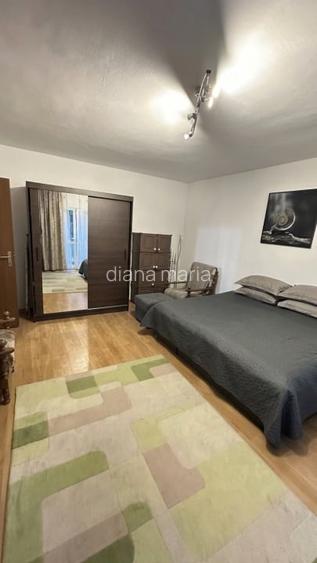 Inchiriez apartament cu 1 camera in zona Semicentrala