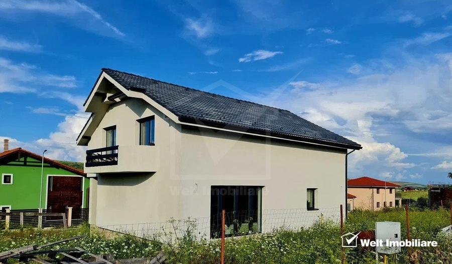 Casă individuală cu 4 camere cu Canalizare în Chinteni